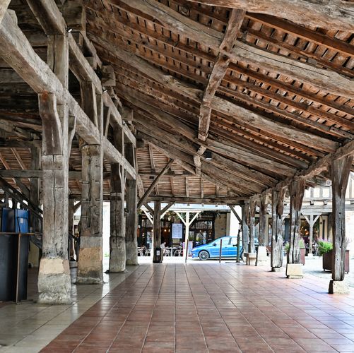 Les halles de Villeréal